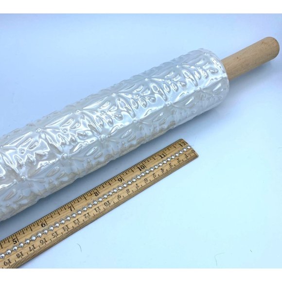 Floral Pattern Embossed Baking Rolling Pin Ceramic with Wood Handles - Picture 4 of 4